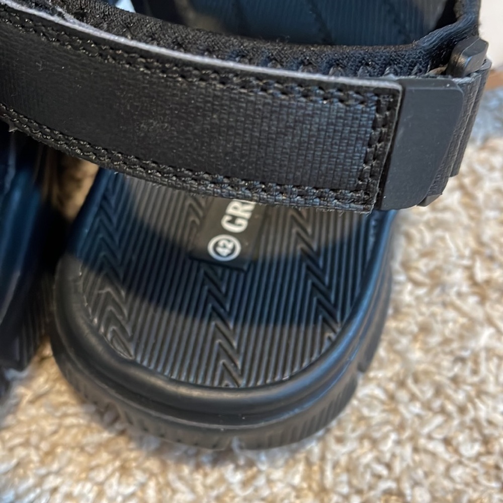 GRITION Men Sandals Outdoor Beach Summer Slippers Male Shoes Flat Lightw… - Picture 9 of 11
